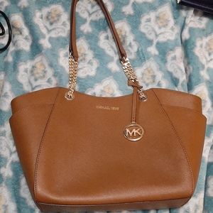 Michael Kors jet set tore